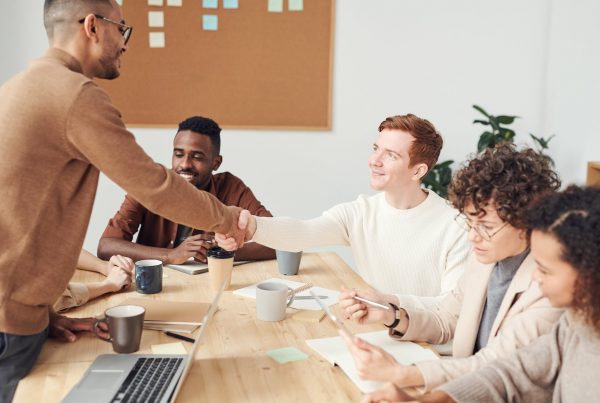Quand la gestion de la relation client passe par l’expérience des collaborateurs